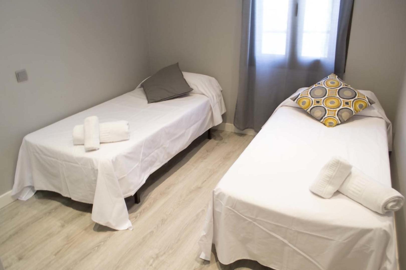 Apartamenticos Plaza Las Armas Сарагоса Екстериор снимка