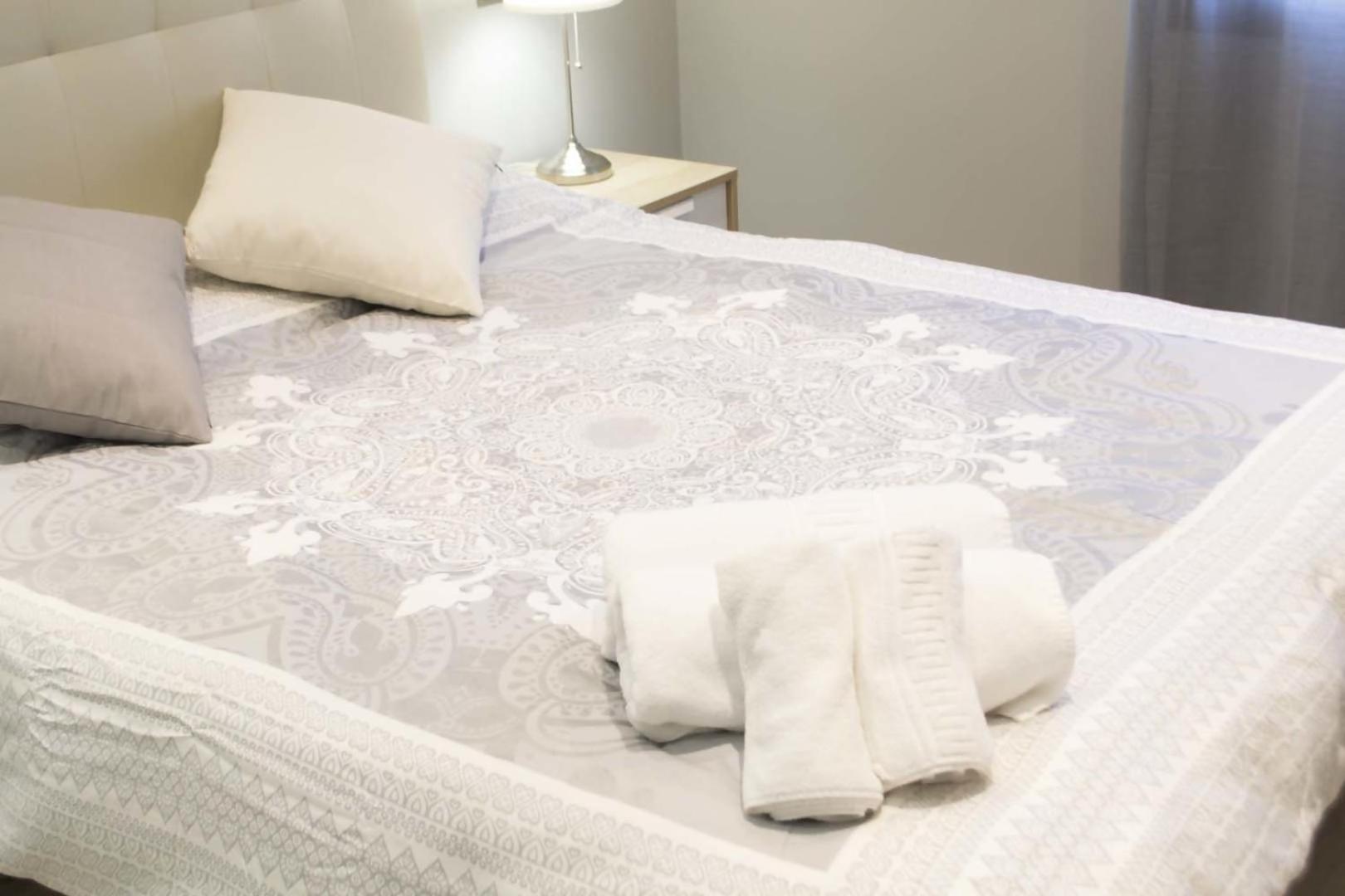 Apartamenticos Plaza Las Armas Сарагоса Екстериор снимка